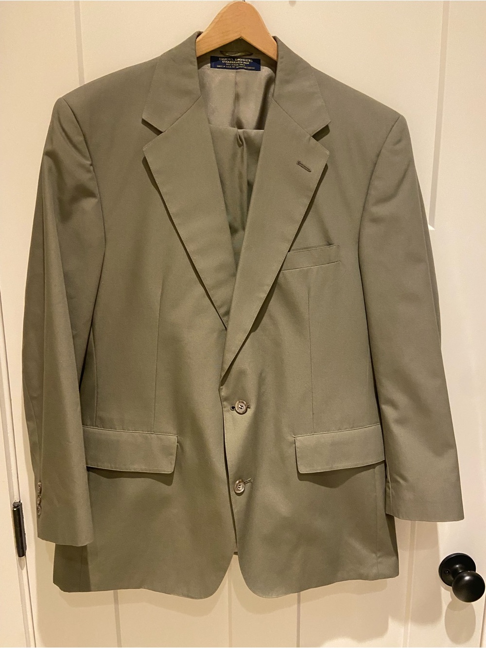 Brooks Brothers Classic Olive Green Men's Suit